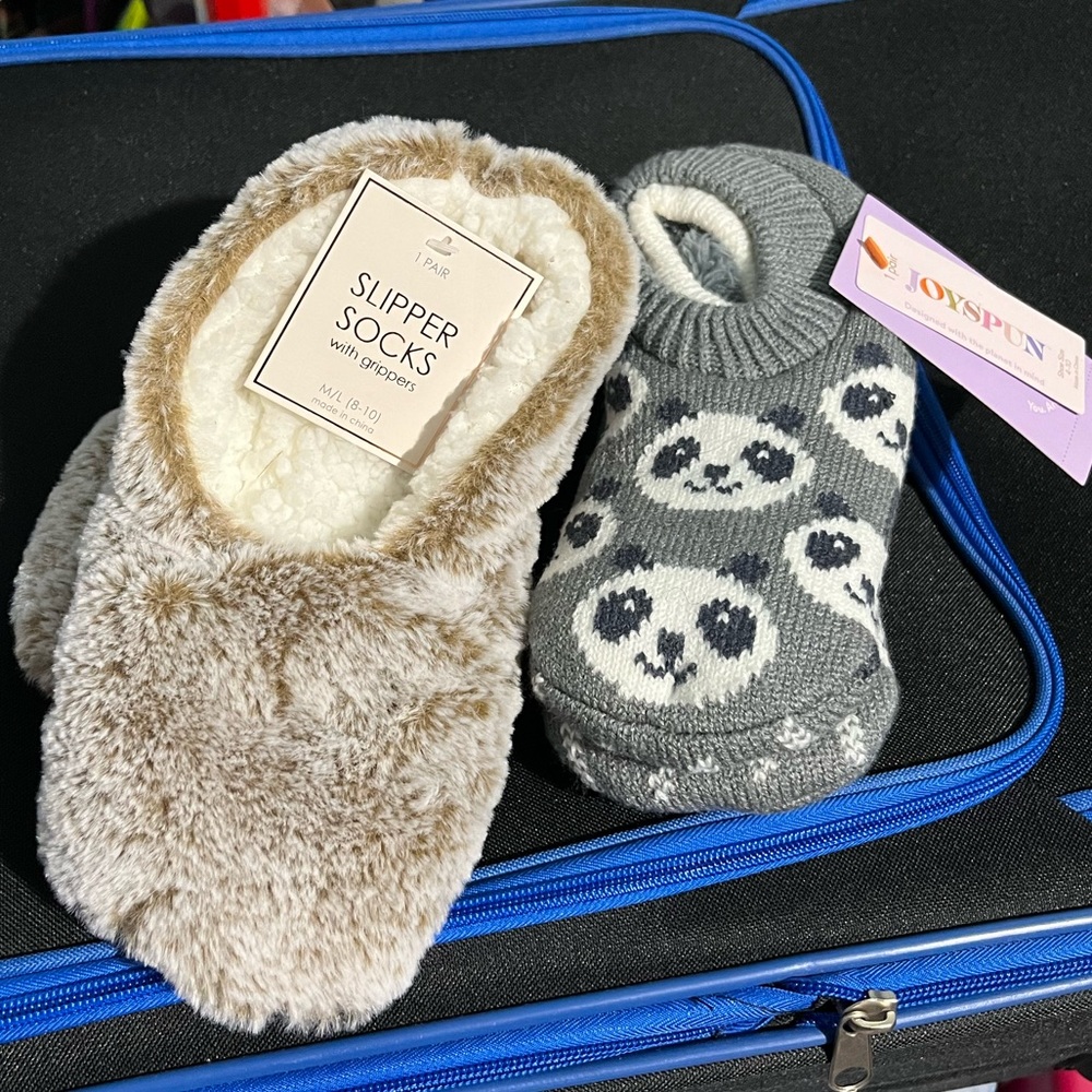 SLIPPER SOCKS 🧸